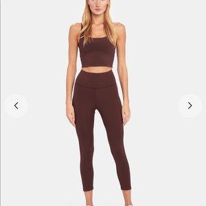 NWT!!! Girlfriend collective high-rise legging.